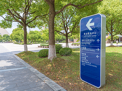 學(xué)校標(biāo)識標(biāo)牌設(shè)計(jì)有什么需要注意的？