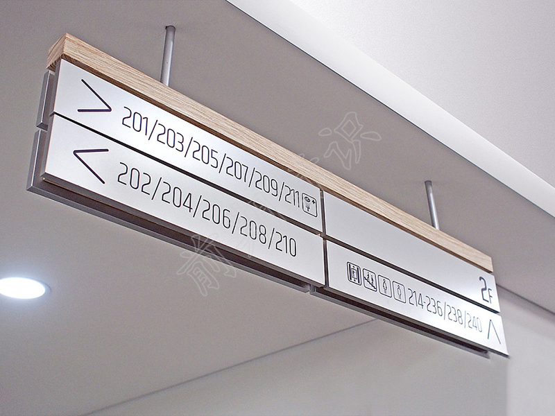 學(xué)校標(biāo)識(shí)標(biāo)牌設(shè)計(jì)有什么需要注意的-河南前期標(biāo)識(shí)設(shè)計(jì)制作有限公司